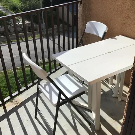 Entre Lacs Et Montagnes Apartament
