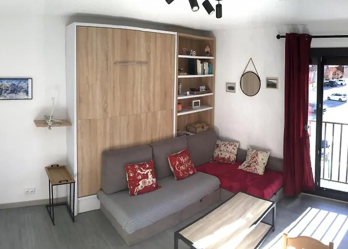 Entre Lacs Et Montagnes